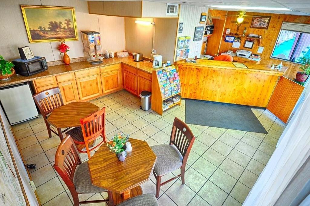 San Miguel Inn Сокорро Экстерьер фото