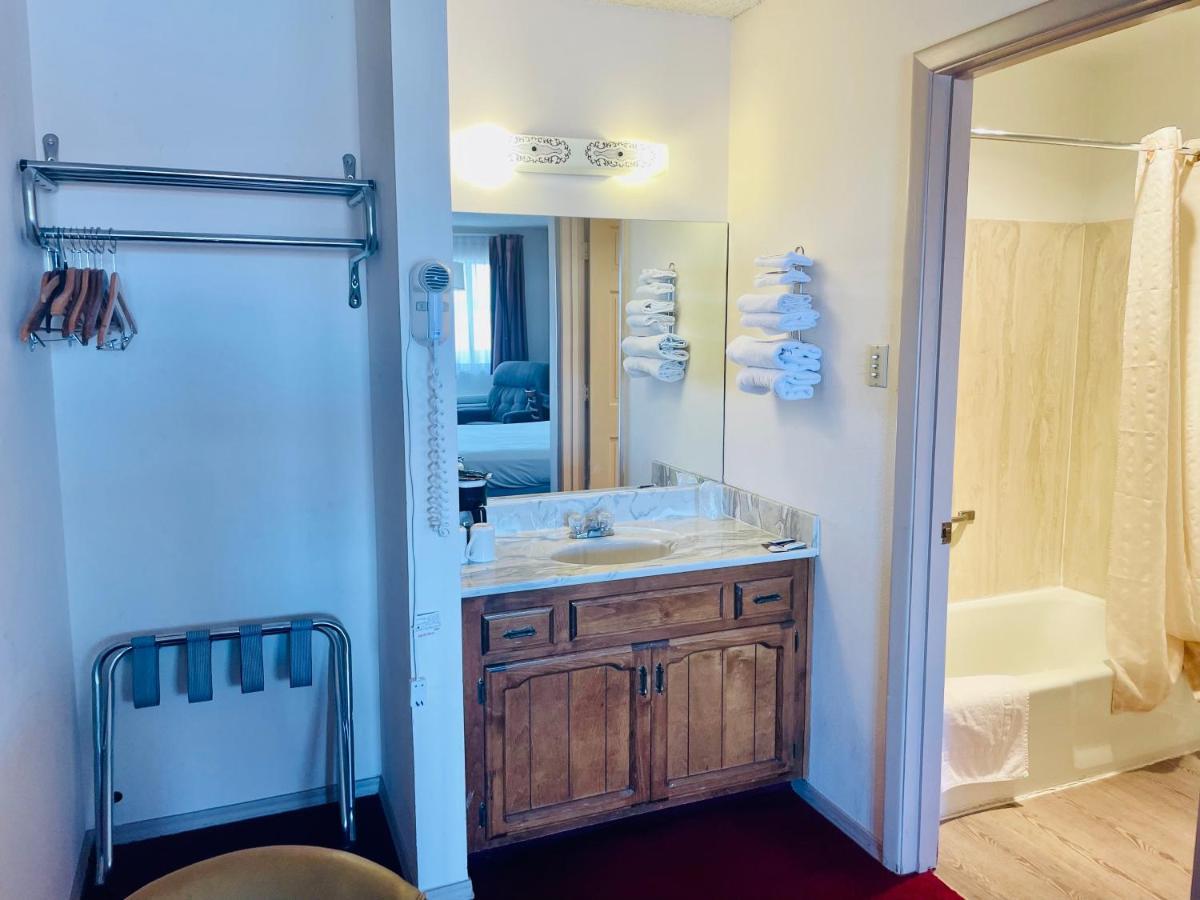 San Miguel Inn Сокорро Экстерьер фото